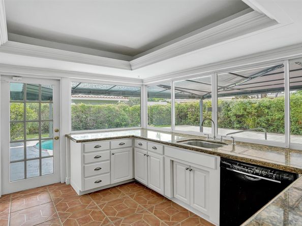 2210 NE 61st Ct, Fort Lauderdale FL 33308