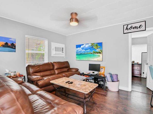 504 36th Street, West Palm Beach FL 33407