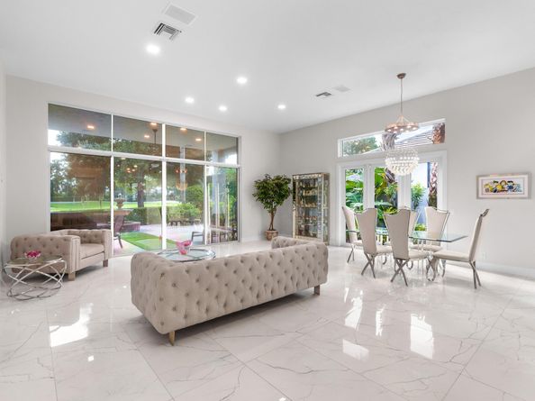 16112 Villa Vizcaya Place, Delray Beach FL 33446