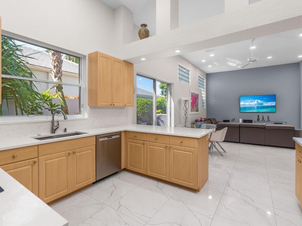 16112 Villa Vizcaya Place, Delray Beach FL 33446