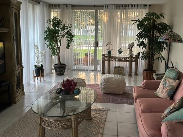 7531 NW 86th Terrace 101, Tamarac FL 33321