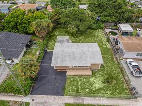 1023 N Australian Avenue, West Palm Beach FL 33401