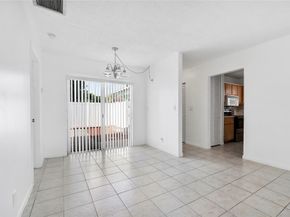 9185 SW 5th St A, Boca Raton FL 33428