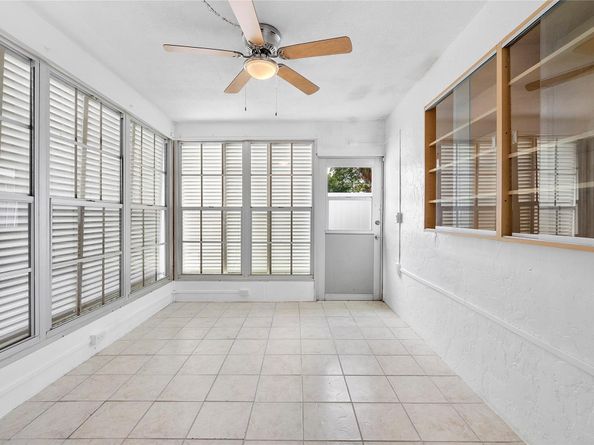 9185 SW 5th St A, Boca Raton FL 33428