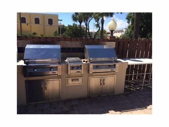 2555 NE 11th St 902, Fort Lauderdale FL 33304