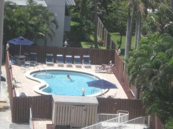 2555 NE 11th St 902, Fort Lauderdale FL 33304