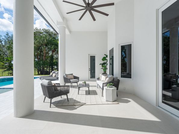 100 Glenbrook Court, Atlantis FL 33462