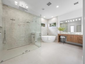 100 Glenbrook Court, Atlantis FL 33462