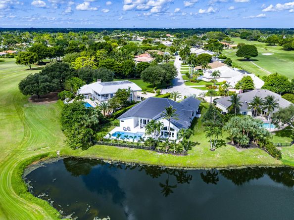 100 Glenbrook Court, Atlantis FL 33462