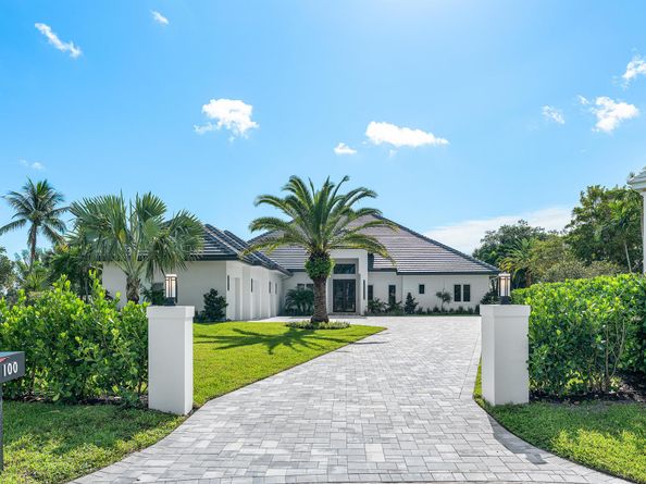 100 Glenbrook Court, Atlantis FL 33462