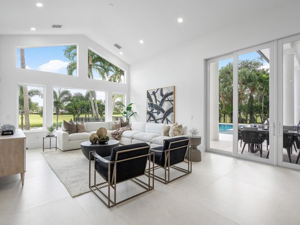 100 Glenbrook Court, Atlantis FL 33462