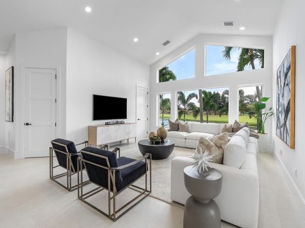 100 Glenbrook Court, Atlantis FL 33462