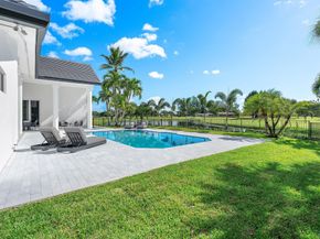 100 Glenbrook Court, Atlantis FL 33462