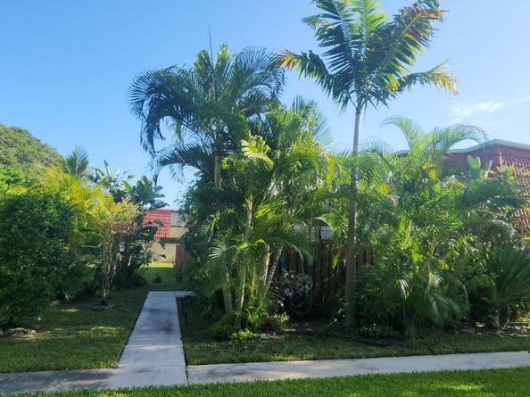 8408 Trent Ct D, Boca Raton FL 33433