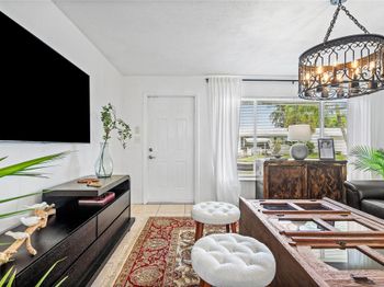 170 NW 27th ST