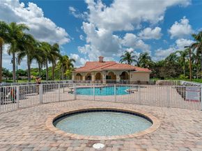 1106 SW 44th Way, Deerfield Beach FL 33442