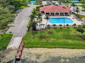 1106 SW 44th Way, Deerfield Beach FL 33442