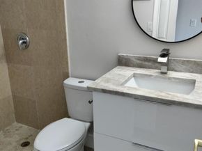 1100 Crystal Lake Dr 115, Deerfield Beach FL 33064