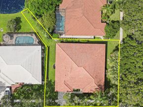 18951 Painted Leaf Court, Jupiter FL 33458