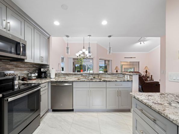 8216 Waterline Drive, Boynton Beach FL 33472
