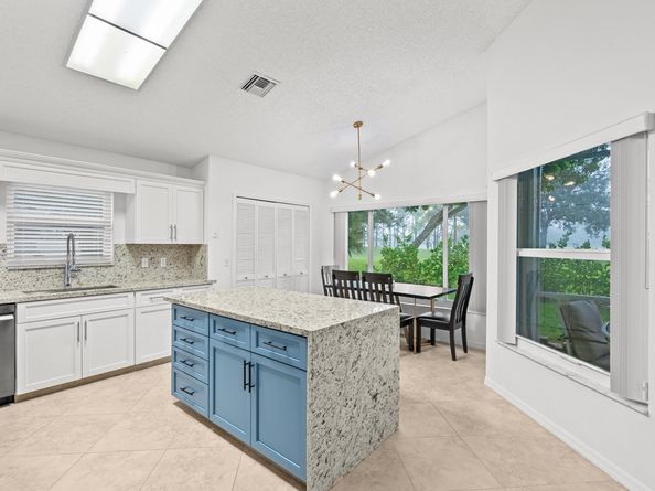 212 Trails End, Greenacres FL 33413