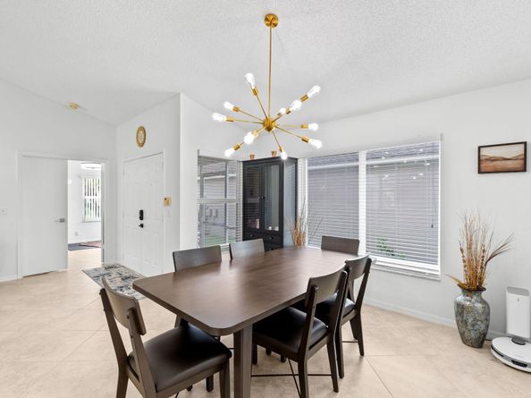 212 Trails End, Greenacres FL 33413