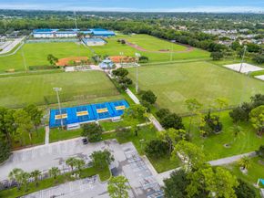 212 Trails End, Greenacres FL 33413