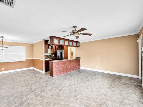 1390 NE 39th St, Pompano Beach FL 33064