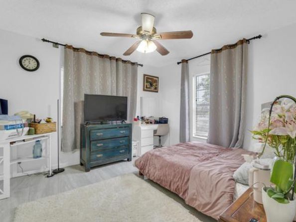 108 SW 2nd St, Deerfield Beach FL 33441