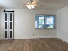 127 Lake Susan Drive, West Palm Beach FL 33411