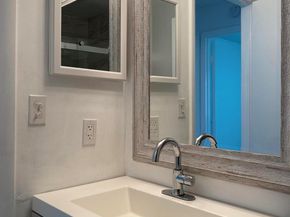 127 Lake Susan Drive, West Palm Beach FL 33411