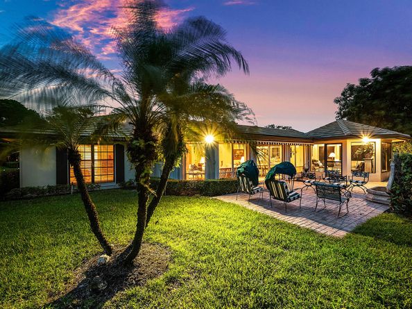 530 Forestview Drive, Atlantis FL 33462