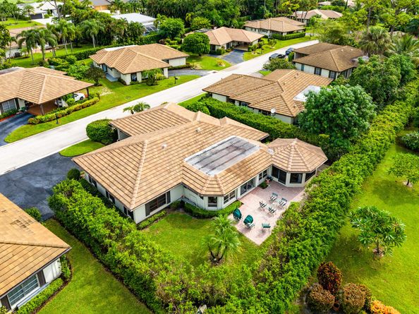530 Forestview Drive, Atlantis FL 33462