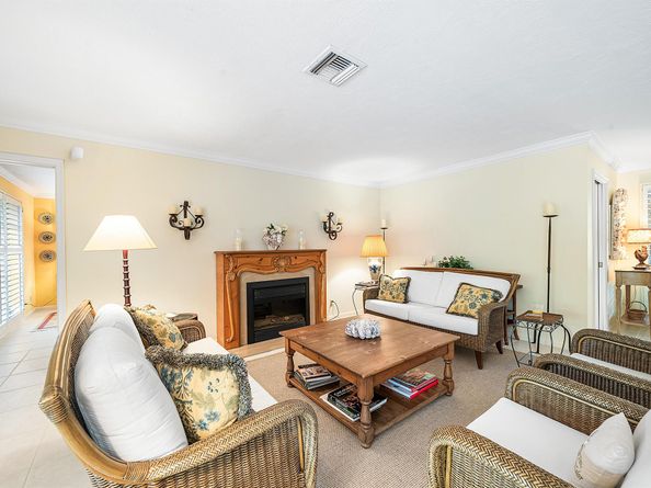 530 Forestview Drive, Atlantis FL 33462