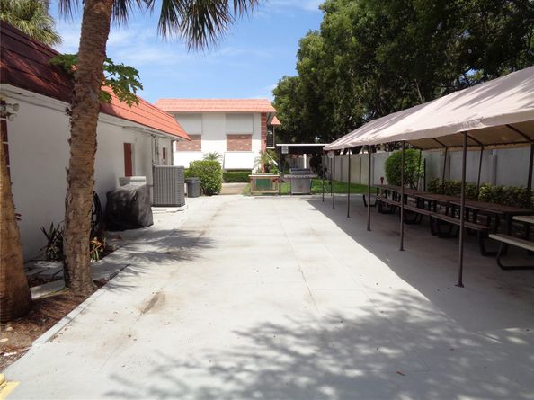 3550 NW 8th Ave 609, Pompano Beach FL 33064