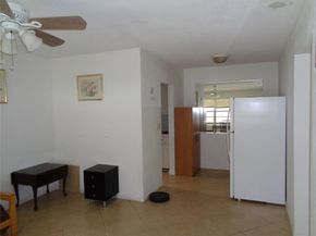3550 NW 8th Ave 609, Pompano Beach FL 33064