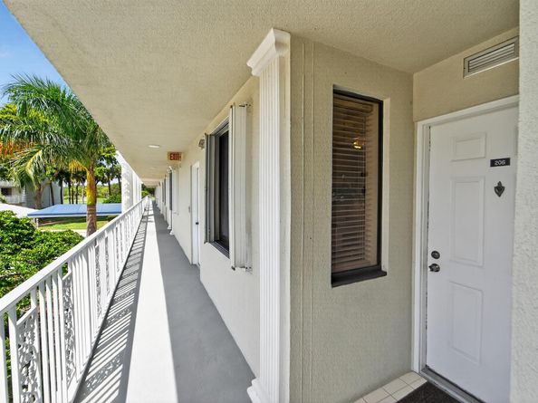 2441 Village Boulevard 206, West Palm Beach FL 33409