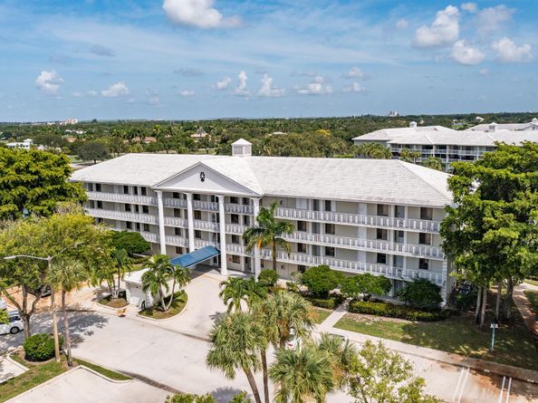 2441 Village Boulevard 206, West Palm Beach FL 33409
