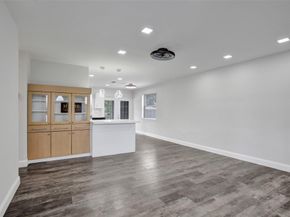 2501 NW 87th ave, Sunrise FL 33322