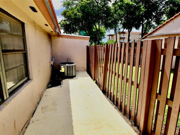 17034 NW 66th Ct 0, Hialeah FL 33015