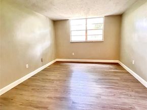 7000 NW 17th St 109, Plantation FL 33313