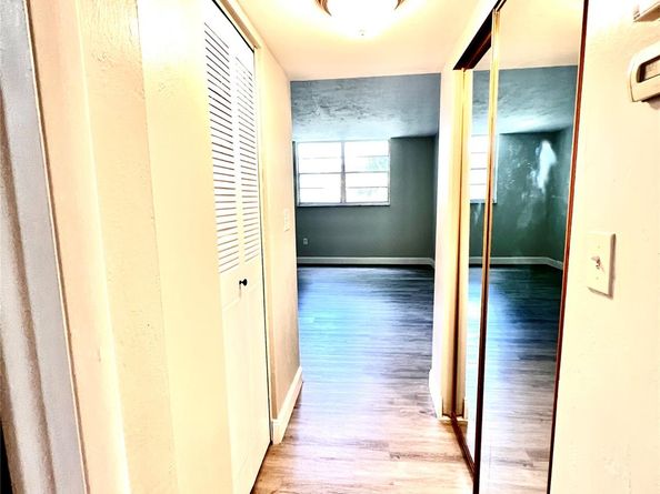 7000 NW 17th St 109, Plantation FL 33313