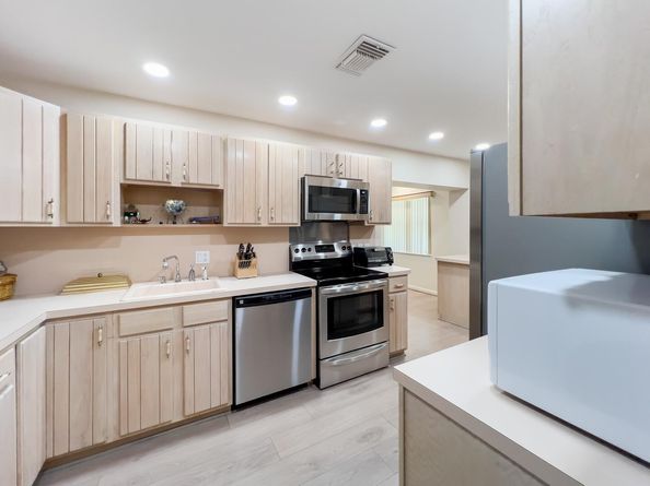 37 Stratford Lane C, Boynton Beach FL 33436