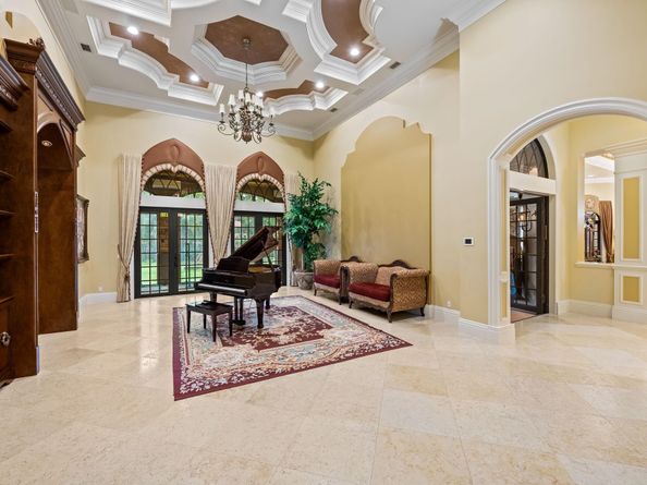 Undisclosed Address #RX-11119603, Parkland FL 33067