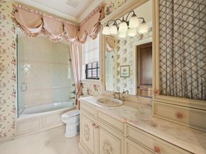 Undisclosed Address #RX-11119603, Parkland FL 33067