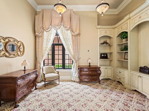 Undisclosed Address #RX-11119603, Parkland FL 33067