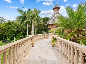 Undisclosed Address #RX-11119603, Parkland FL 33067