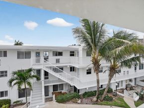 1043 Hillsboro Mile 22c, Hillsboro Beach FL 33062