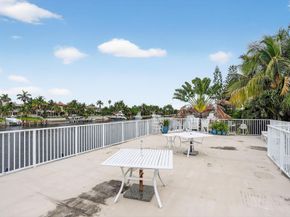1043 Hillsboro Mile 22c, Hillsboro Beach FL 33062