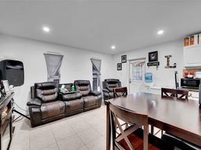 5715 Garfield St, Hollywood FL 33021